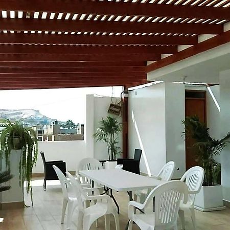 Hospedaje Luna Llena San Vicente de Cañete Exteriör bild