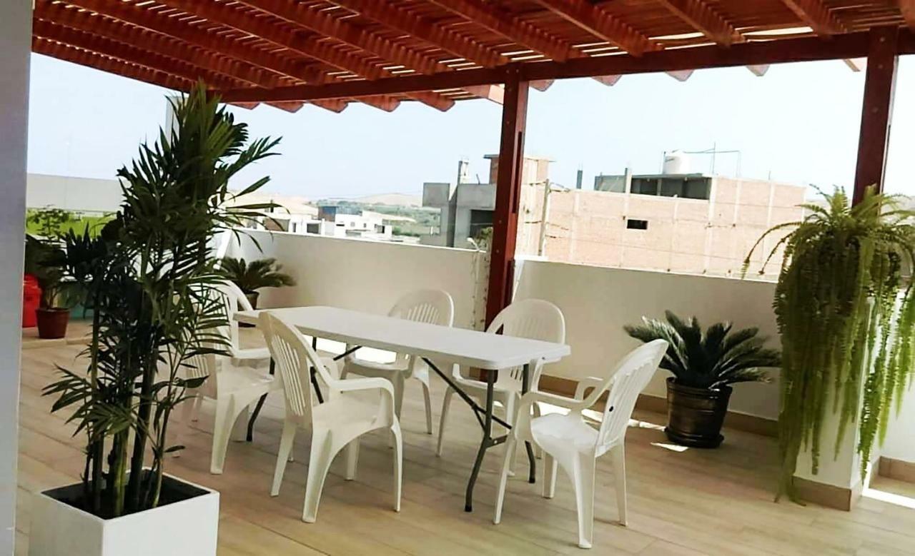 Hospedaje Luna Llena San Vicente de Cañete Exteriör bild